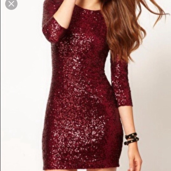 TFNC Dresses & Skirts - 💕SALE💕 TFNC London Body Conscious Red Sequins Mini Dress